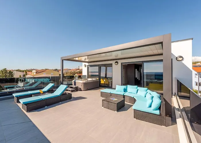 Lägenhet Mediteran Luxury Penthouse With Jacuzzi