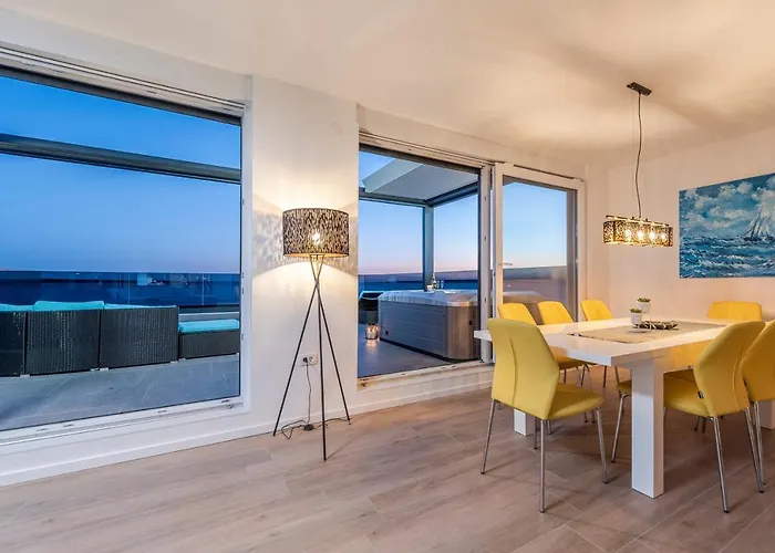 Lägenhet Mediteran Luxury Penthouse With Jacuzzi