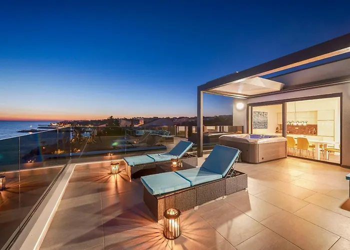 Lägenhet Mediteran Luxury Penthouse With Jacuzzi Mandre