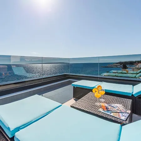 Mediteran Luxury Penthouse With Jacuzzi * Mandre