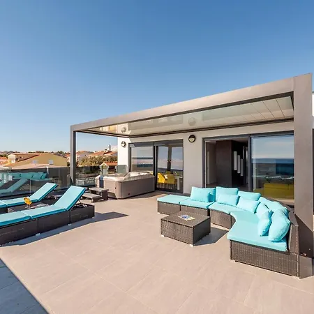شقة Mediteran Luxury Penthouse With Jacuzzi