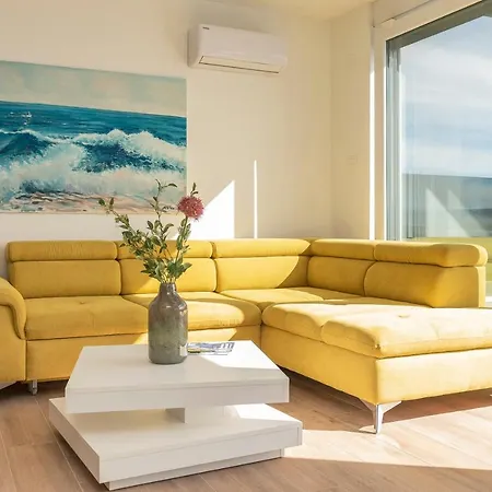 شقة Mediteran Luxury Penthouse With Jacuzzi