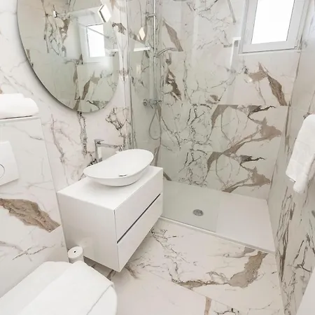 شقة Mediteran Luxury Penthouse With Jacuzzi