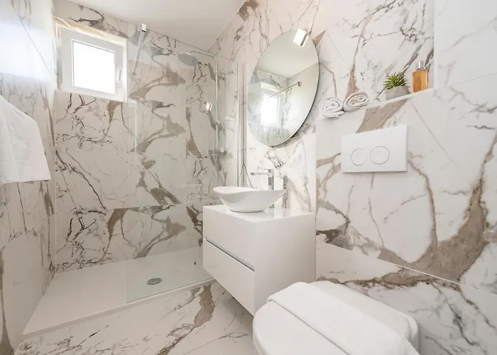 Apartmán Mediteran Luxury Penthouse With Jacuzzi *