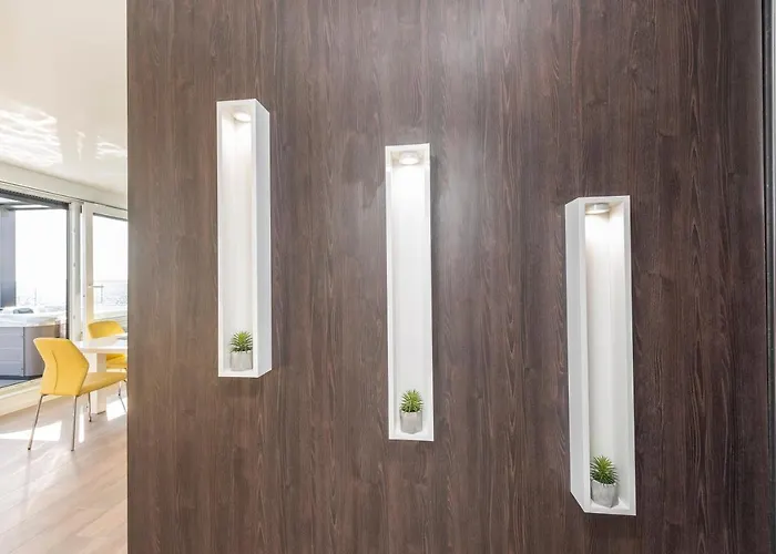 Mediteran Luxury Penthouse With Jacuzzi Mandre